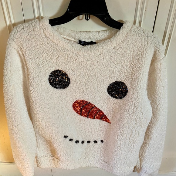 Just in time for that Christmas sweater.  Adorable. New never worn - Picture 2 of 3